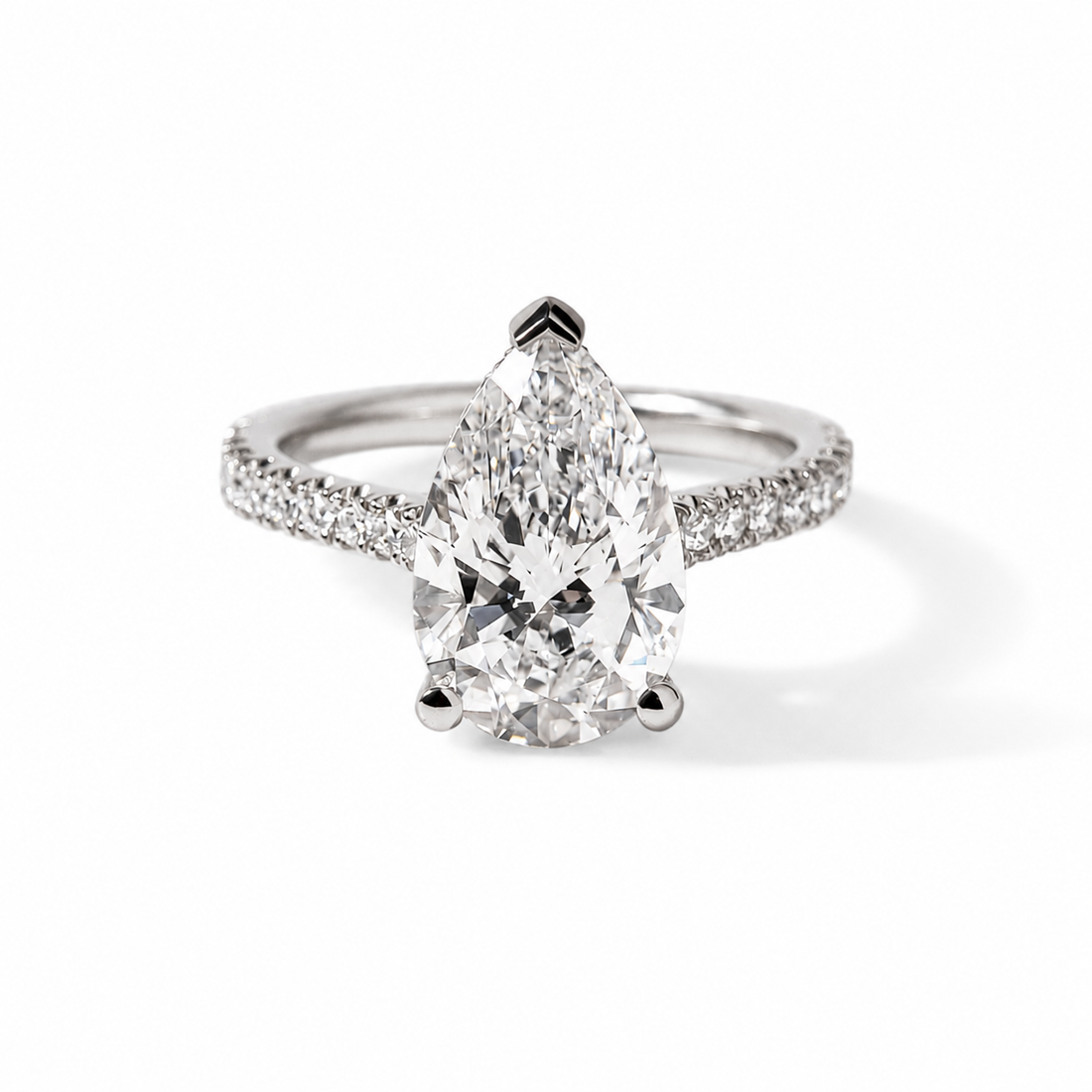 Diamond Ring Drop Solitaire with Brilliants on Band Lab Grown
